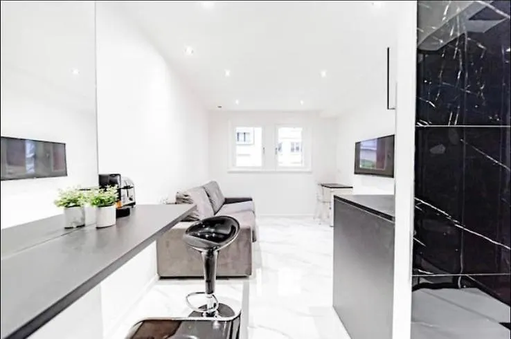 Studio Chaleureux Tete D'Or Apartment Lyon 0*,