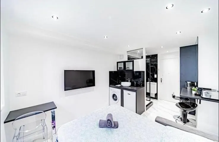 Studio Chaleureux Tete D'Or Apartment Lyon France